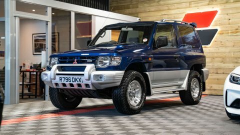 Mitsubishi Shogun 1998 R Blue