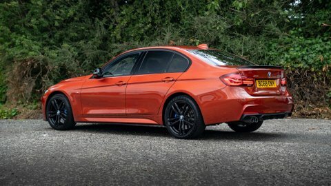 BMW 3 Series 2018 68 3.0  Orange #2