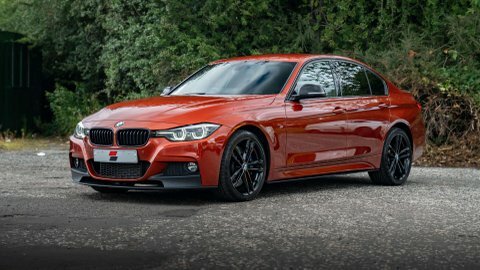 BMW 3 Series 2018 68 3.0 Orange