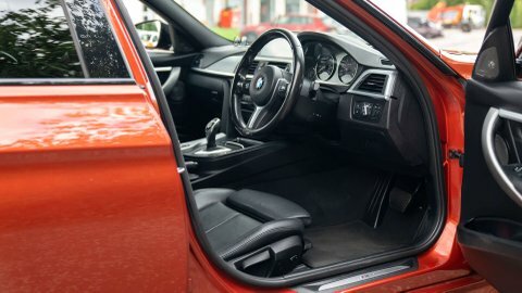 BMW 3 Series 2018 68 3.0  Orange #6