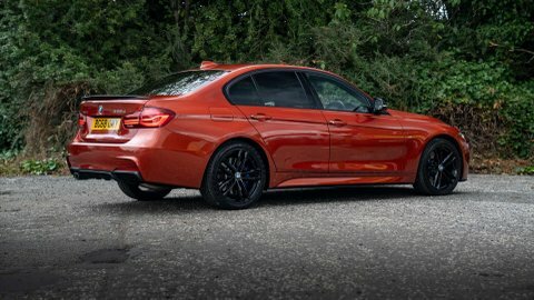 BMW 3 Series 2018 68 3.0  Orange #4