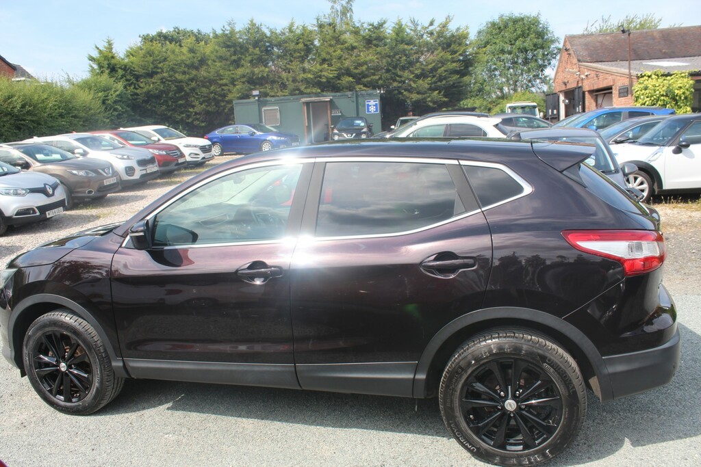 Nissan Qashqai 1.5 Dci Acenta Premium Black #4