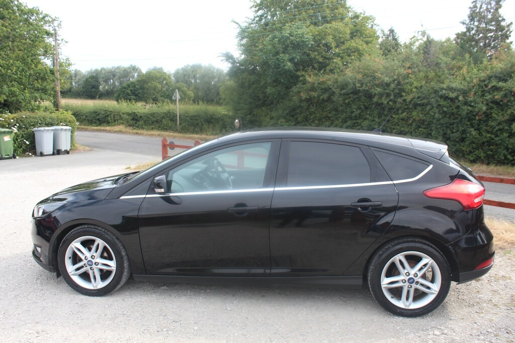 Ford Focus 1.5 Tdci Zetec DY16OOF Black #4
