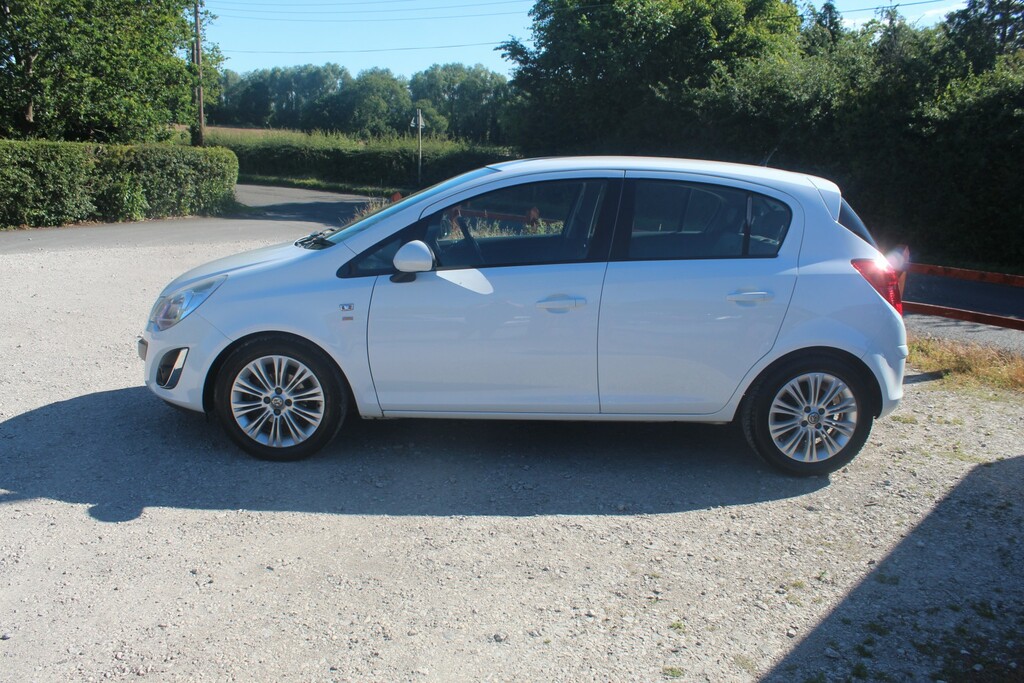 Vauxhall Corsa 1.2 I Ecoflex 16V Se White #5