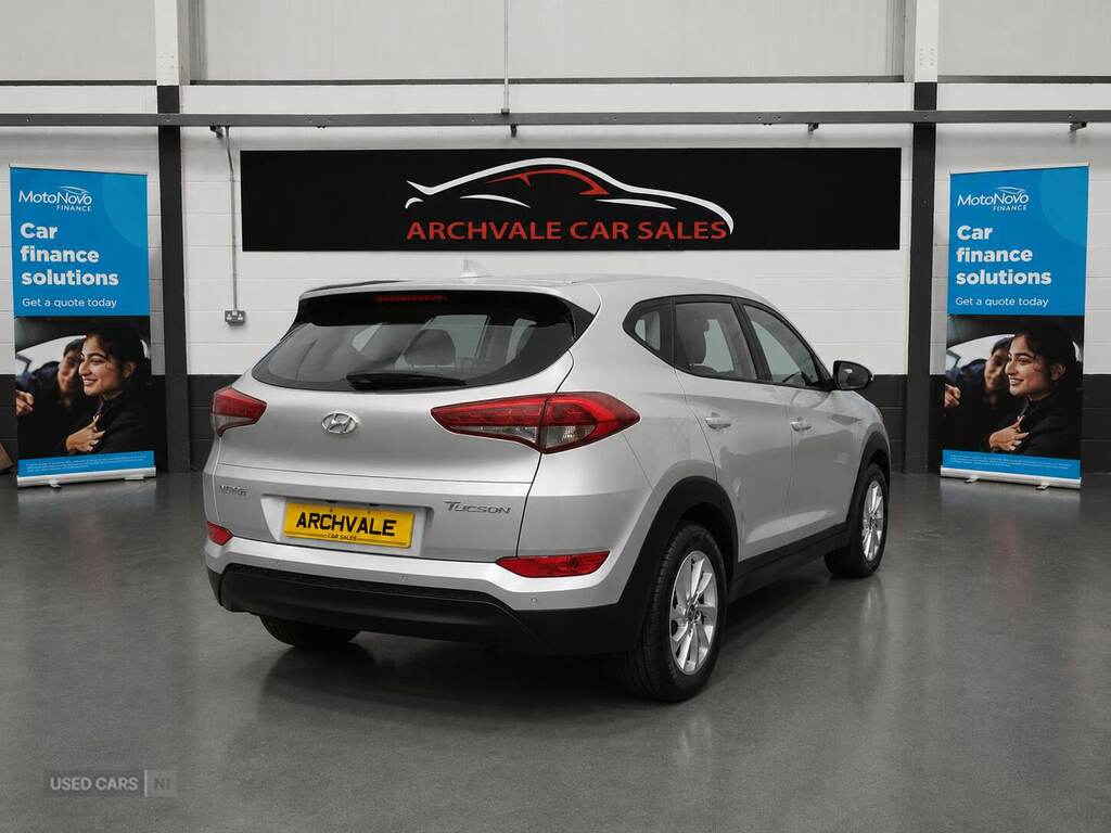 Hyundai Tucson 1.7 Crdi Blue Drive Se Nav 2Wd Silver #3