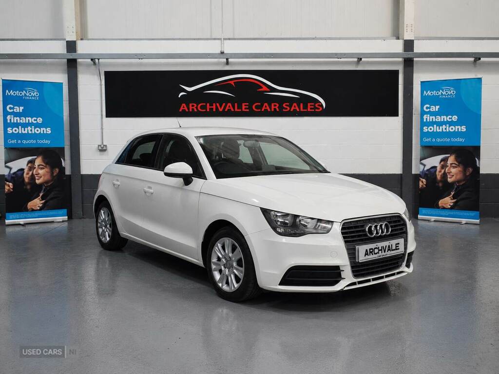 Audi A1 1.6 Tdi Se EJ13UVC White