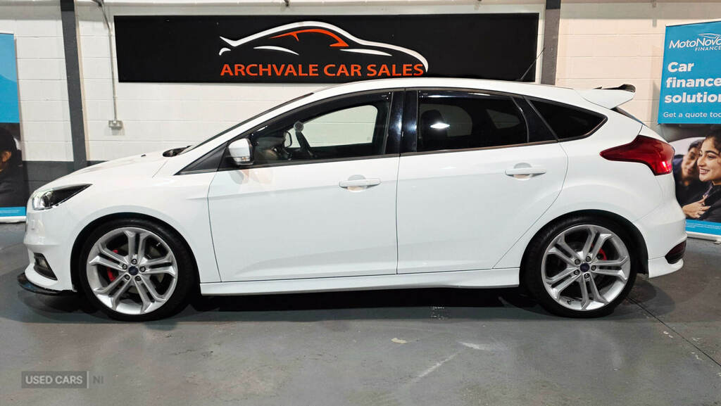 Ford Focus 2.0 Tdci 185 St-3 KT66FLX White #6