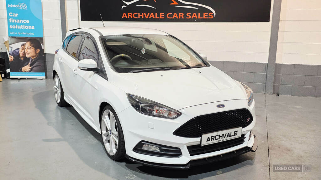 Ford Focus 2.0 Tdci 185 St-3 KT66FLX White #3