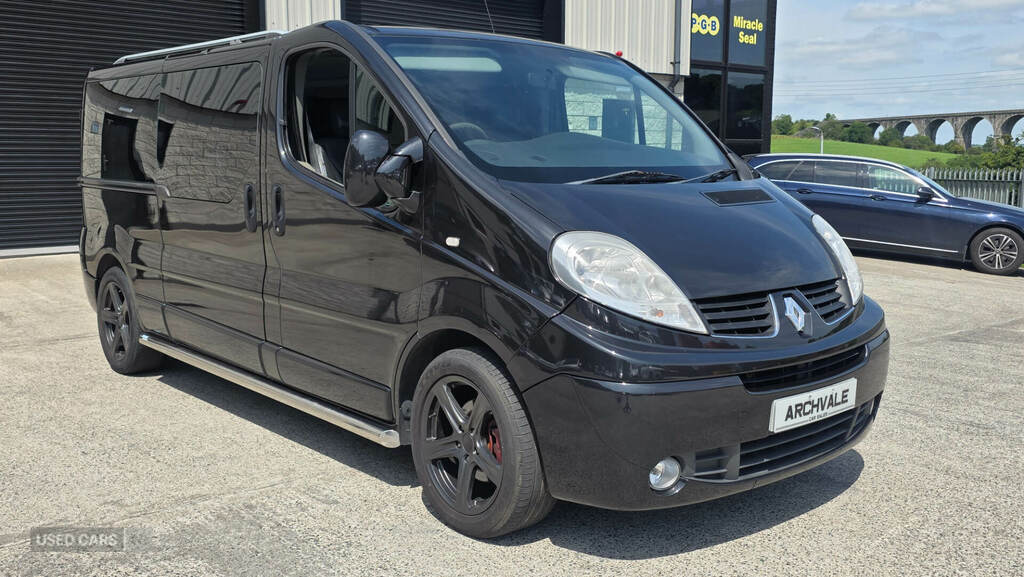 Renault Trafic Panel Van 2.0 Dci Sl27 Eco Sport L1 H1 Phase Silver #1