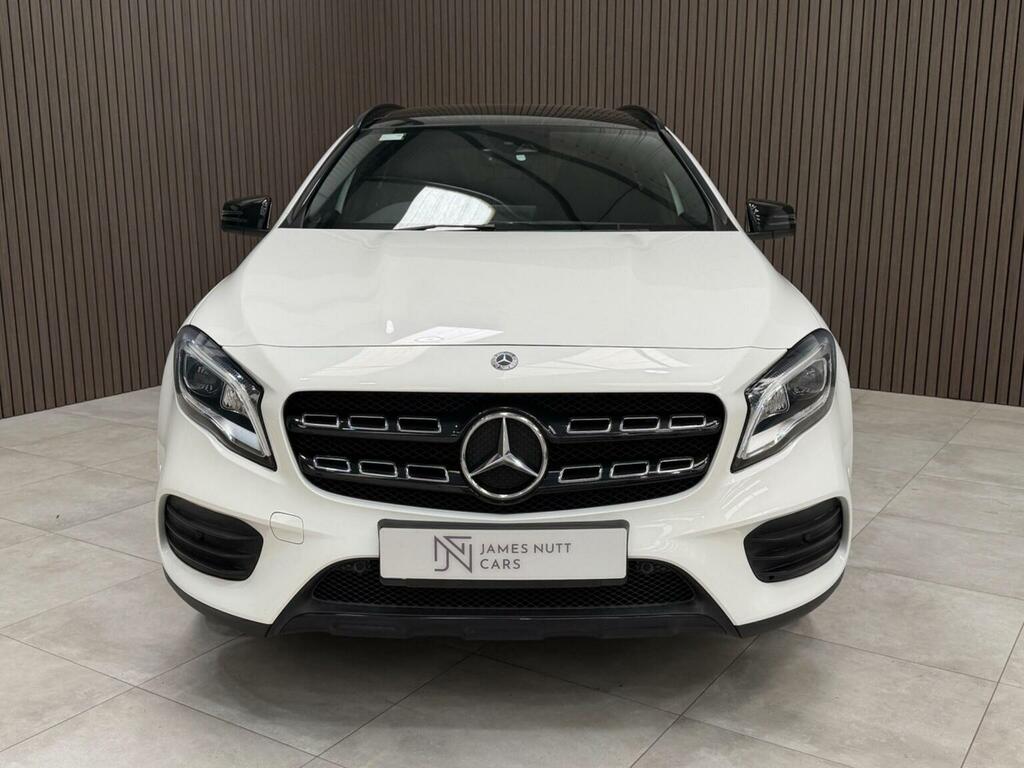 Mercedes-Benz GLA Class Suv 2.0 Gla250 Amg Line Premium Plus 7G-dct 4Mat White #3