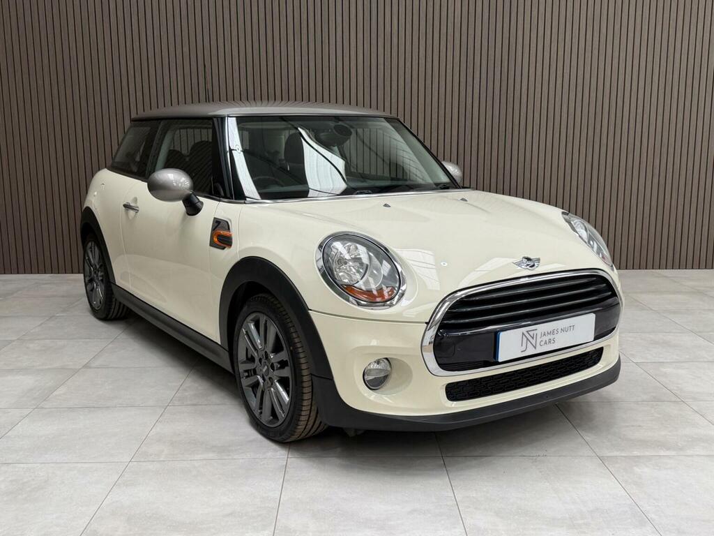 Mini Hatch Hatchback 1.5 Cooper Seven Euro 6 Ss 2017 White