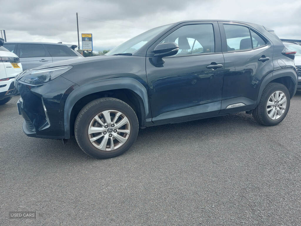 Toyota Yaris Cross 1.5 Hybrid Icon Cvt Black