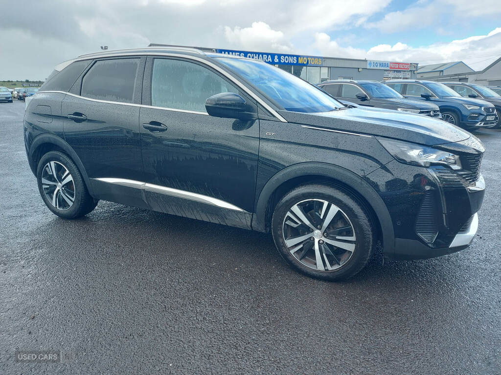 Peugeot 3008 1.5 Bluehdi Gt Eat8 URZ7501 Black #2