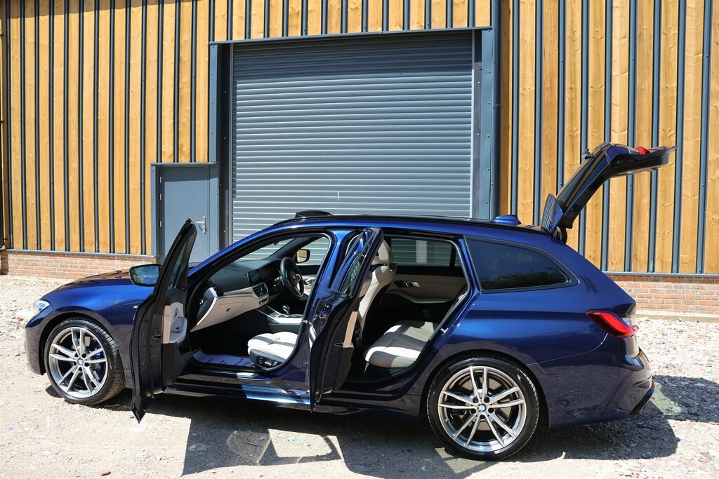 BMW 3 Series 3.0 335D M Sport Shadow Edition Touring Xdriv Black #7