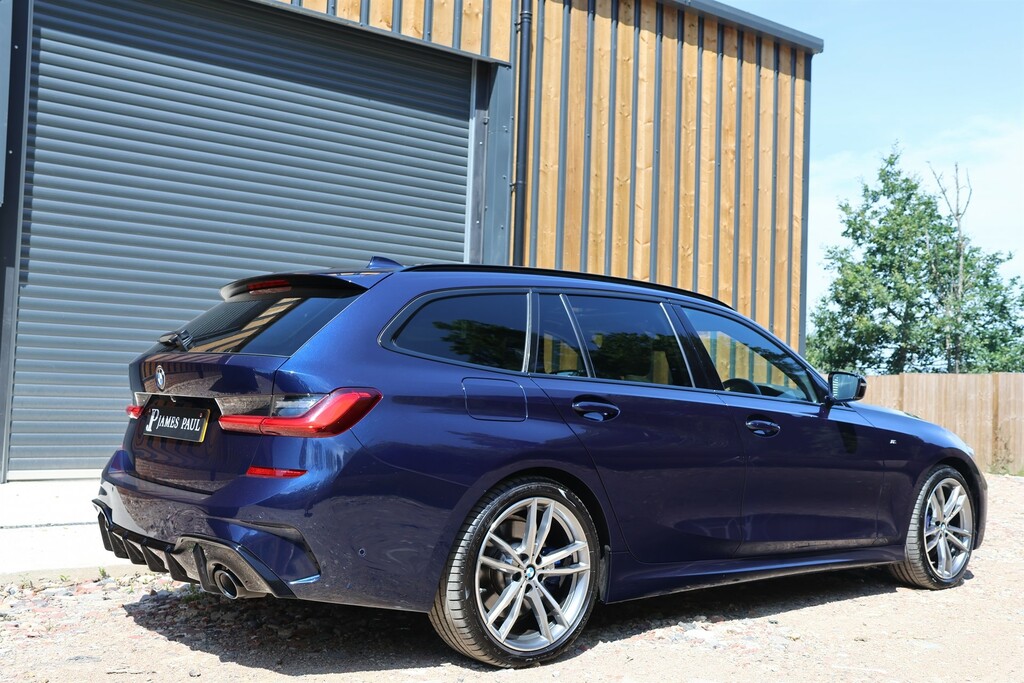 BMW 3 Series 3.0 335D M Sport Shadow Edition Touring Xdriv Black #3