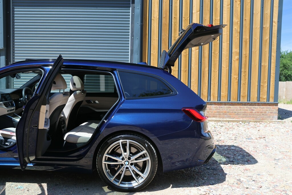 BMW 3 Series 3.0 335D M Sport Shadow Edition Touring Xdriv Black #13