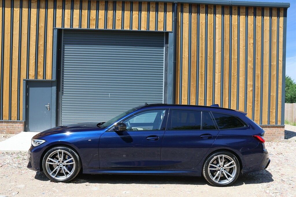BMW 3 Series 3.0 335D M Sport Shadow Edition Touring Xdriv Black #17
