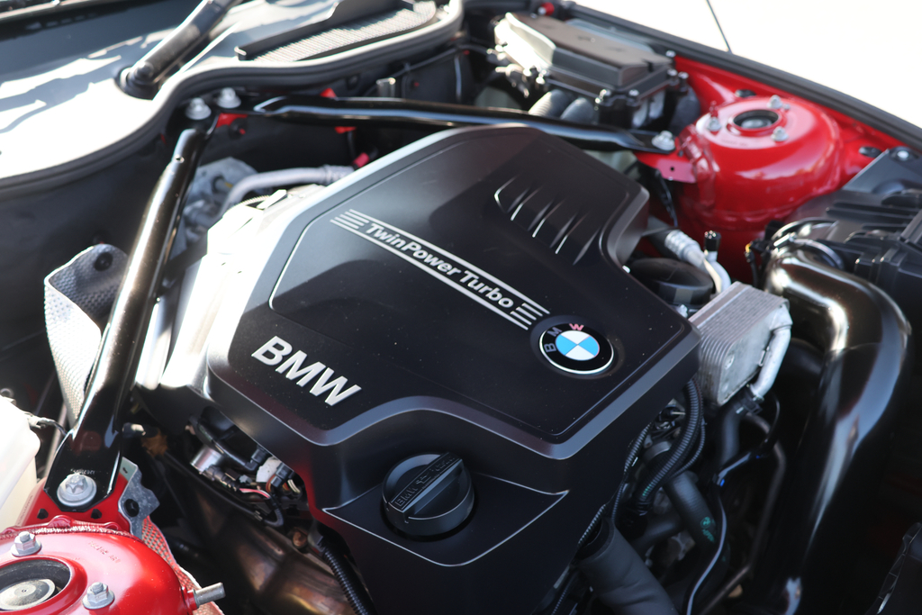 BMW Z4 2.0 Z4 Sdrive20i M Sport Roadster 181 Bhp White #25