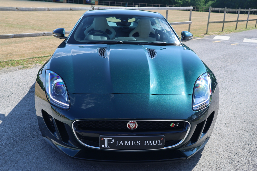 Jaguar F-Type V6 R-dynamic White #35
