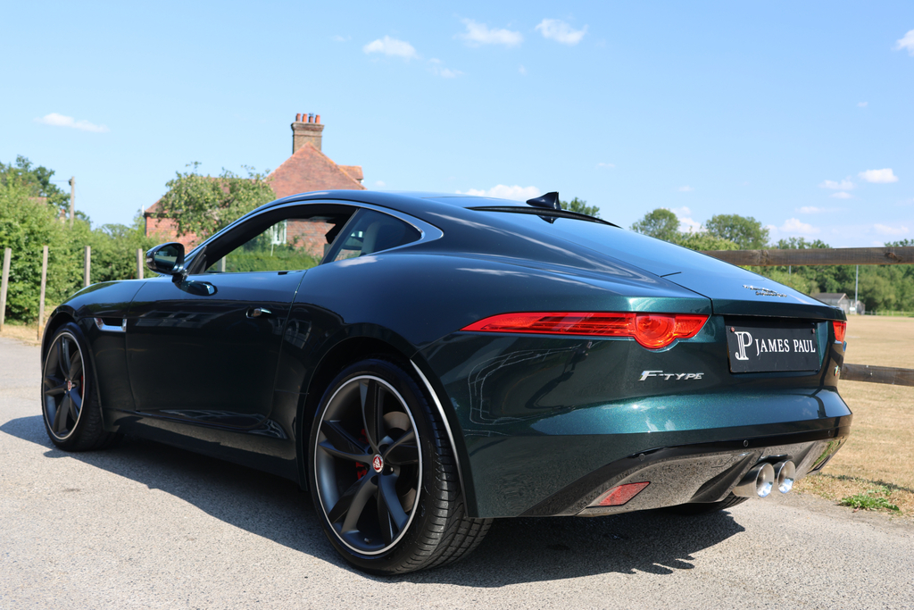 Jaguar F-Type V6 R-dynamic White #15