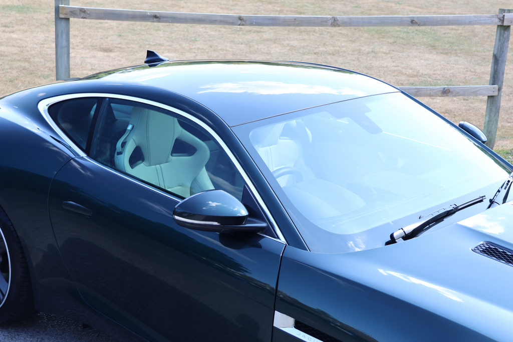 Jaguar F-Type V6 R-dynamic White #23