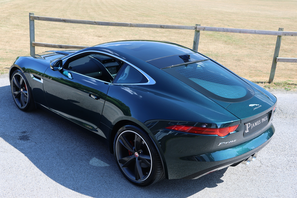 Jaguar F-Type V6 R-dynamic White #9