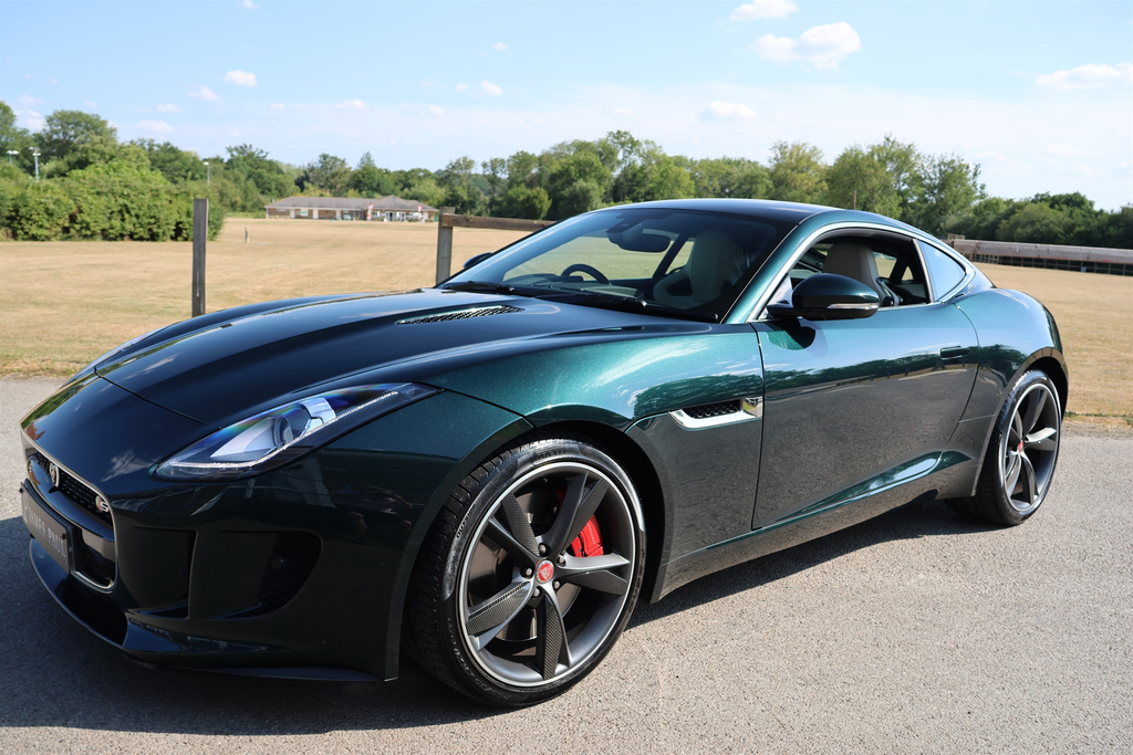 Jaguar F-Type V6 R-dynamic White #25