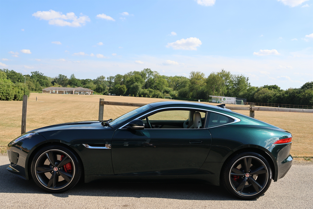 Jaguar F-Type V6 R-dynamic White #27