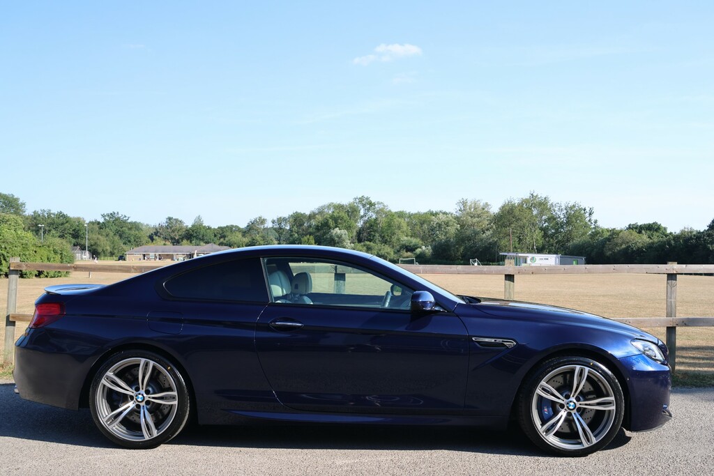 BMW M6 4.4 V8 Coupe Dct Euro 5 Ss 560 Ps  #2