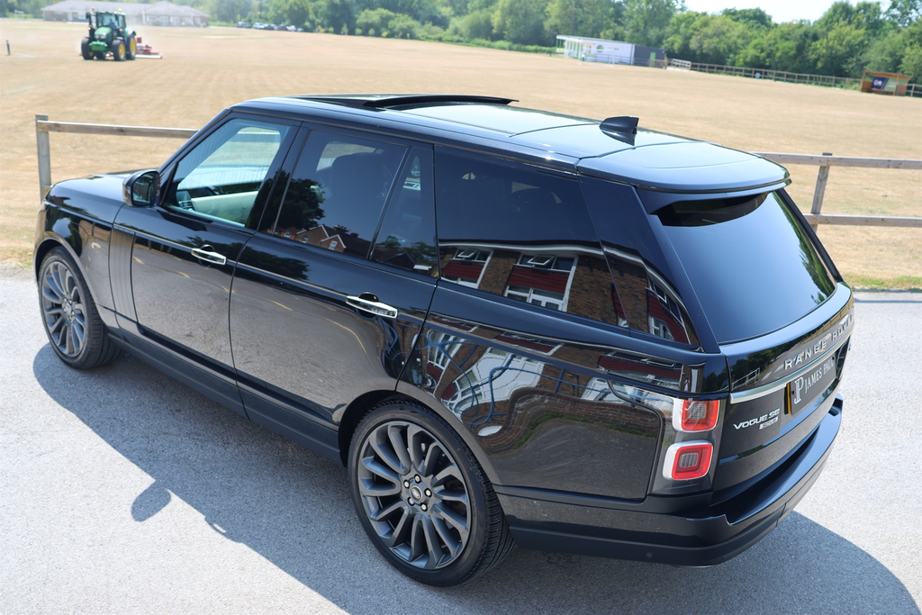 Land Rover Range Rover 2.0 Td4 Se Tech White #9