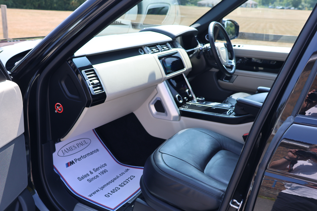 Land Rover Range Rover 2.0 Td4 Se Tech White #40