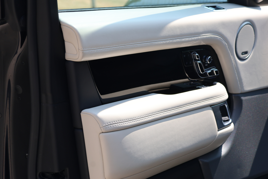Land Rover Range Rover 2.0 Td4 Se Tech White #34