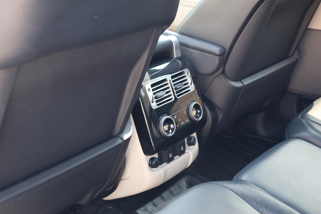 Land Rover Range Rover 2.0 Td4 Se Tech White #29