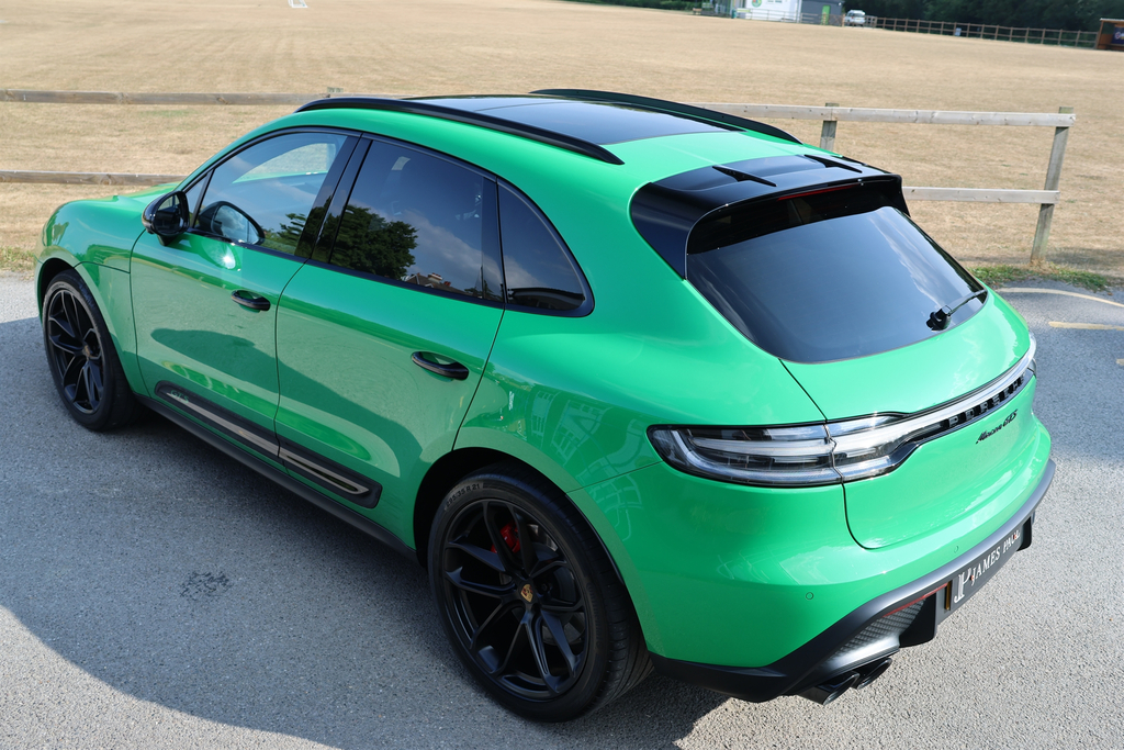 Porsche Macan Petrol  #11