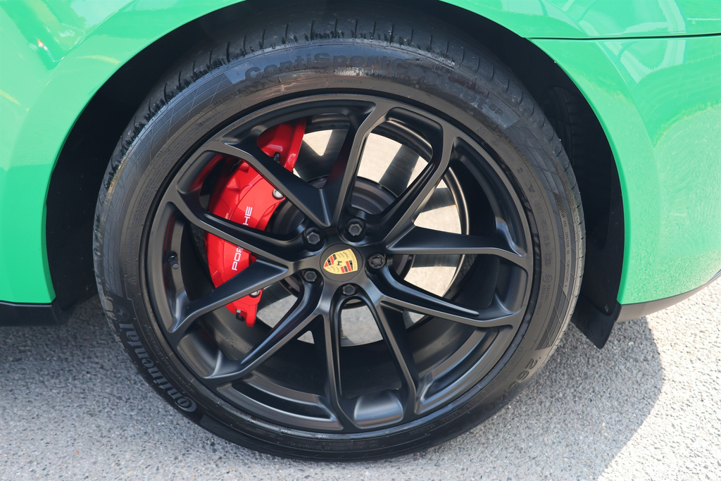 Porsche Macan Petrol  #26