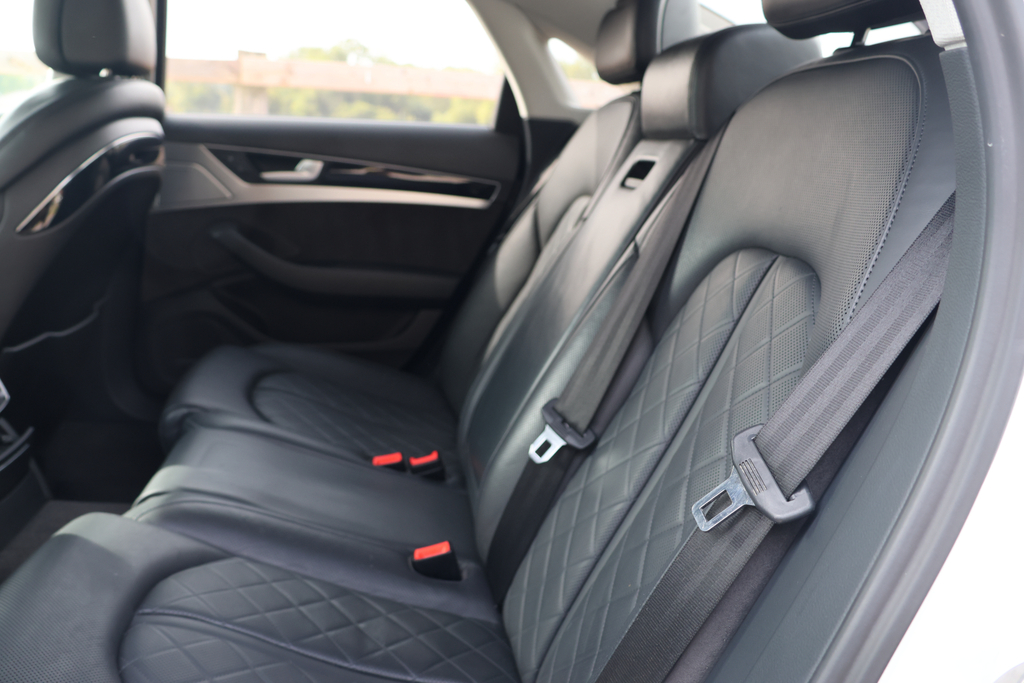Audi A8 4.1L Tdi Quattro Black Edition 380 Bhp Black #26