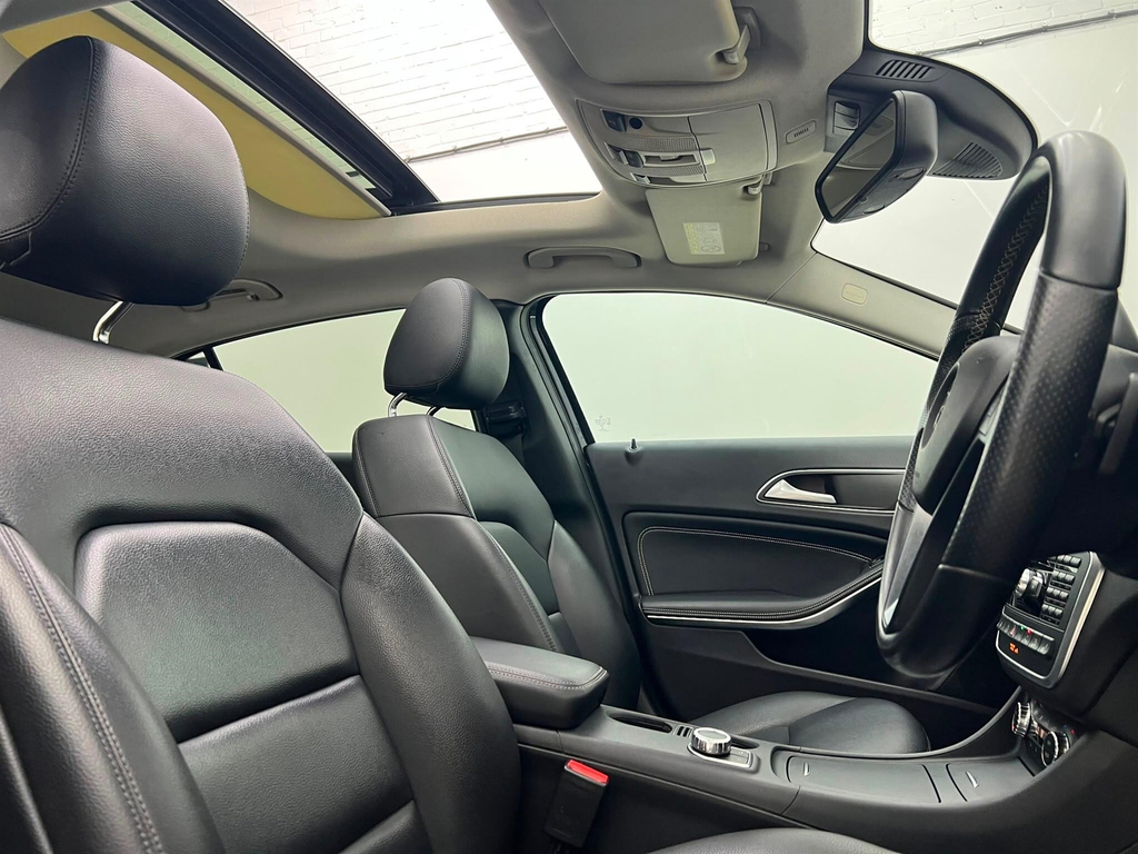 Mercedes-Benz GLA Class 2.1L Se Silver #20