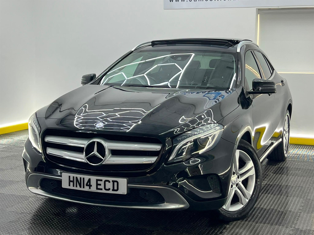 Mercedes-Benz GLA Class 2.1L Se Silver #8