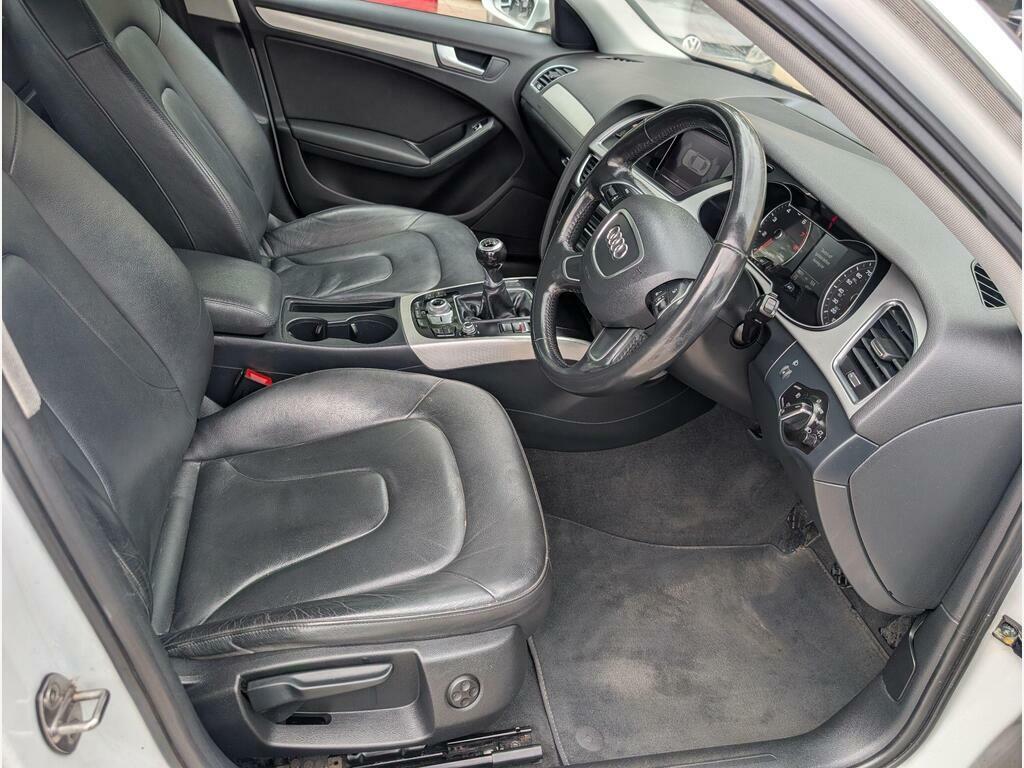 Audi A4 Avant 2.0 Tdi S Line Estate Euro Red #14