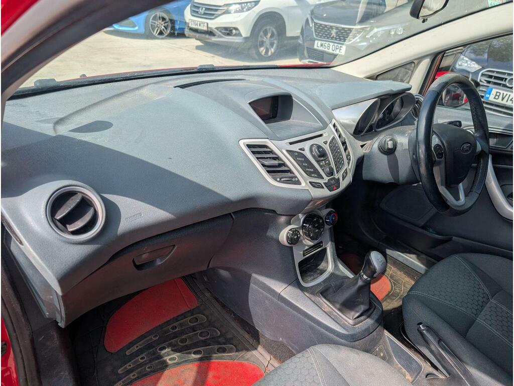 Ford Fiesta 1.4L Titanium Red #16