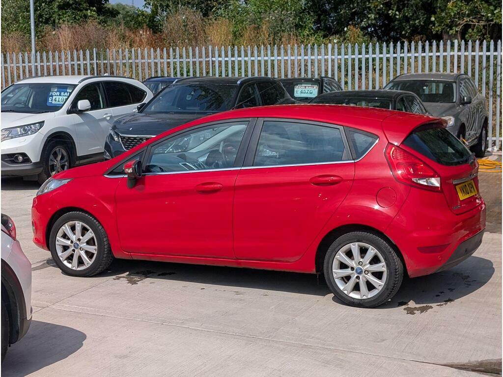 Ford Fiesta 1.4L Titanium Red #5