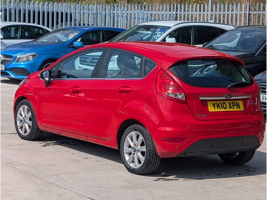 Ford Fiesta 1.4L Titanium Red #4