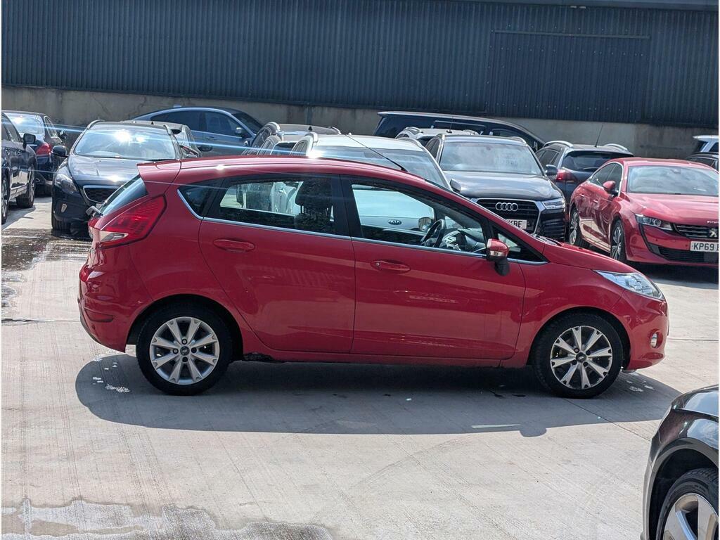 Ford Fiesta 1.4L Titanium Red #8