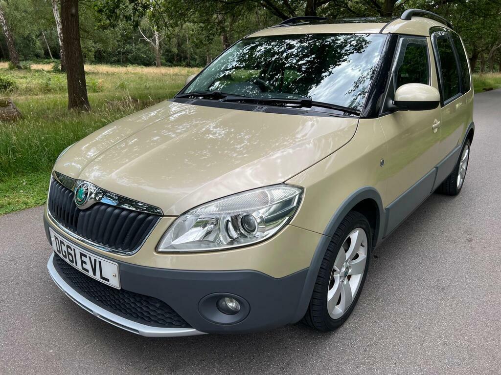 Skoda Roomster 1.2 Tsi Scout Dsg Euro 5 Beige #3