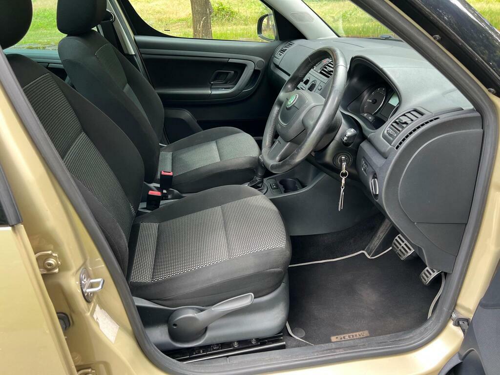 Skoda Roomster Other Mpv 2010 - 2015 2011 Silver #13