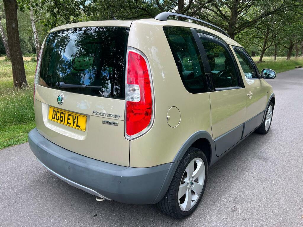Skoda Roomster Other Mpv 2010 - 2015 2011 Silver #8