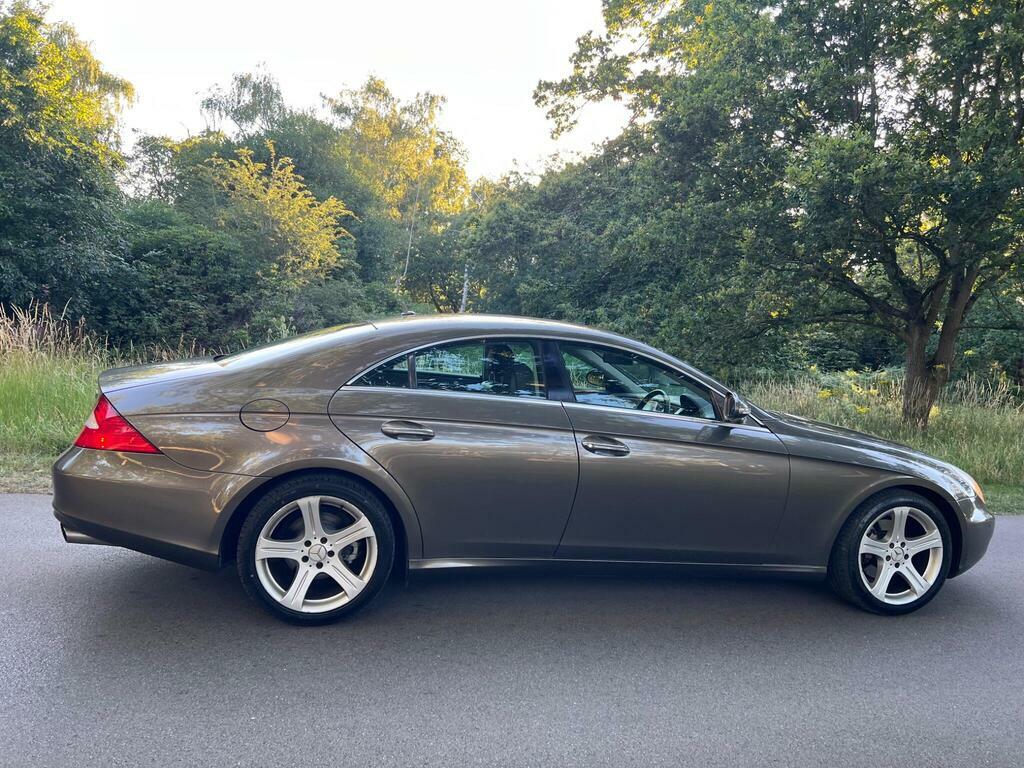 Mercedes-Benz CLS 3.0 Cls320 Cdi Coupe 7G-tronic 200 Gk Silver #8