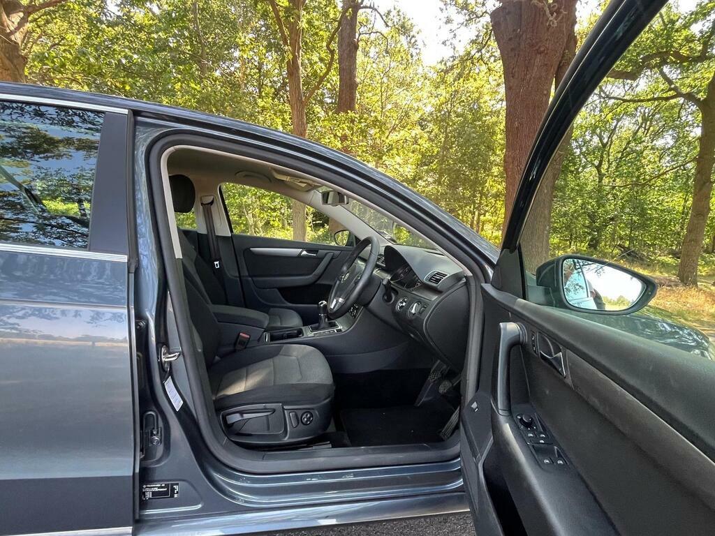 Volkswagen Passat 2.0 Tdi Bluemotion Tech Se Euro 5 Ss Black #10