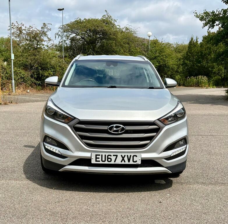 Hyundai Tucson 1.7 Crdi Blue Drive Se Nav Euro 6 Ss Silver #5