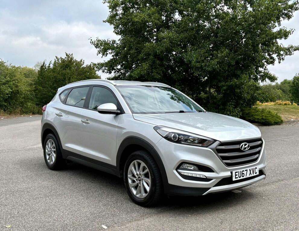 Hyundai Tucson 1.7 Crdi Blue Drive Se Nav Euro 6 Ss Silver #6